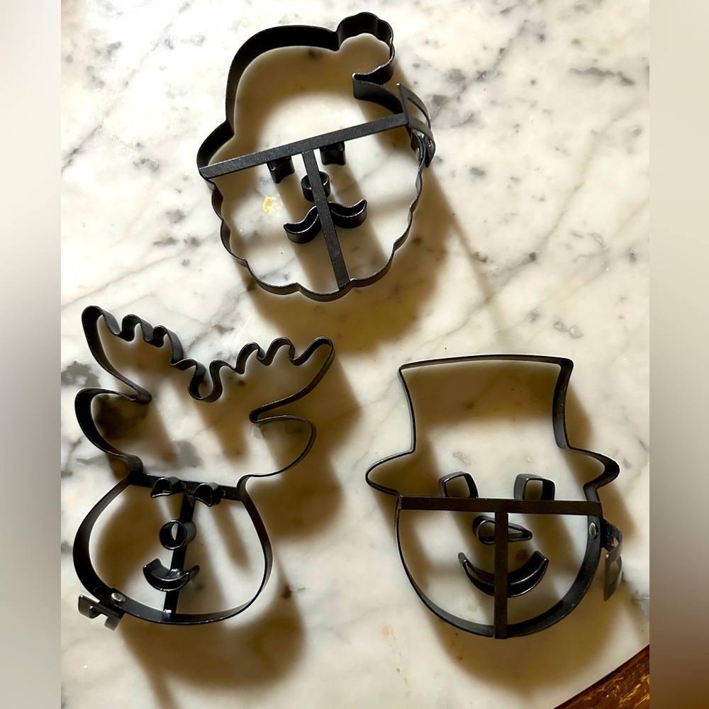 William & Sonoma North Pole Holiday Pancake Mold Set of 3 Santa Reindeer Snowman